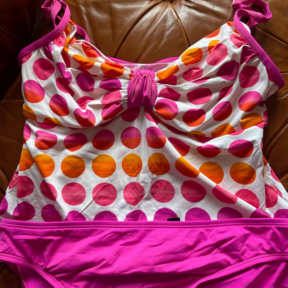 La Blanca size 14 used 2 piece Tankini